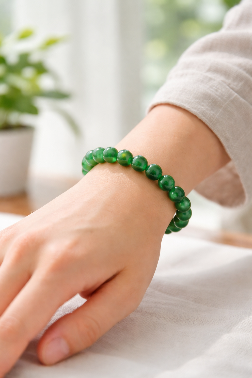 Example productEmerald Bracelet – Growth, Luck & Prosperity
